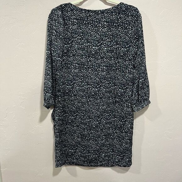 NWTs GAP Gray and Black Animal Print Satin Sheath Mini Dress Women Size 6 - Picture 2 of 5